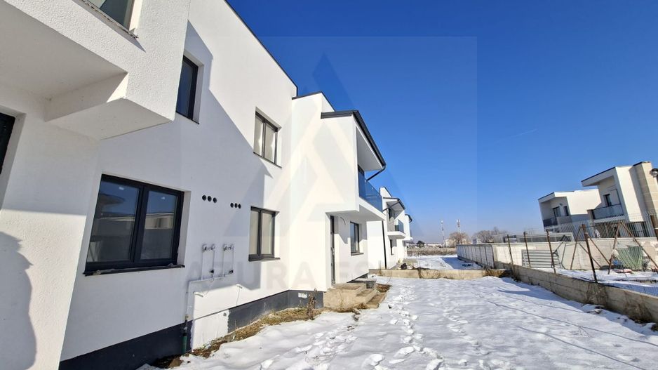 Casa moderna 4 camere 2 bai 2 balcoane si teren 140 mp in Arhitectilor - Poză 1