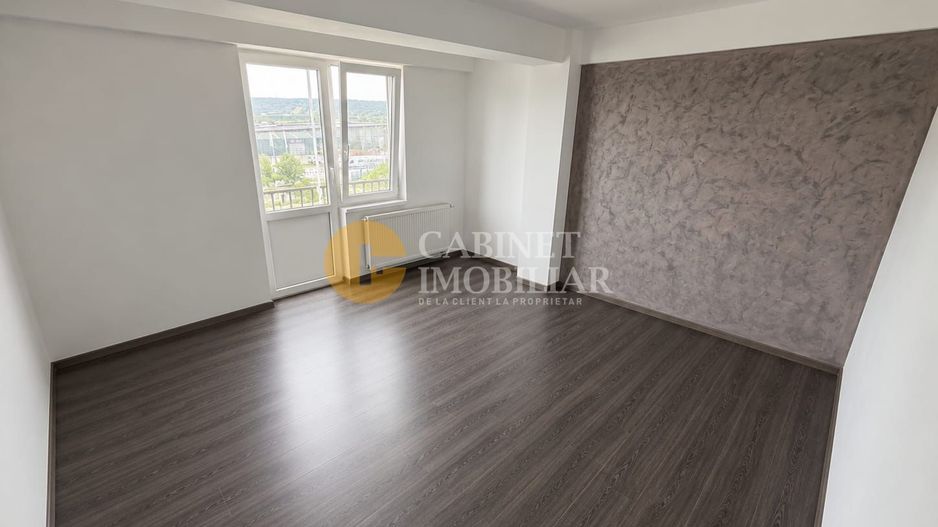 3 CAMERE DECOMANDAT--ETAJ 1-- ROND MALL MOLDOVA - Poză 1
