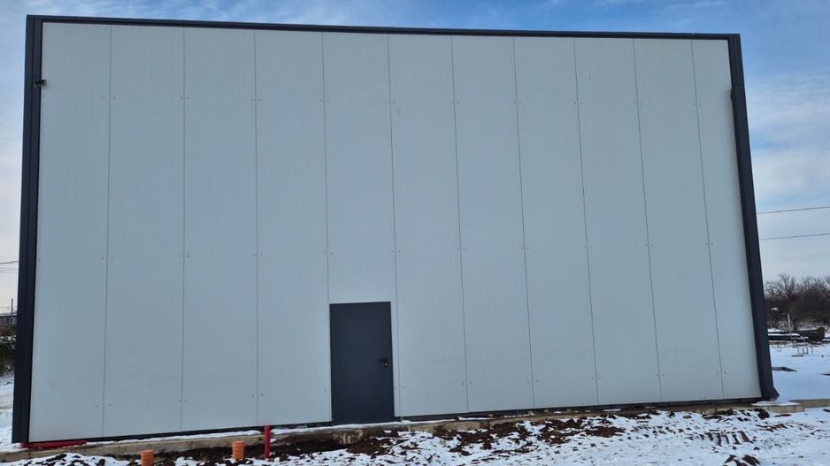 De vanzare hala industriala de 300 mp in Prelungirea Garii Catelu - Poză 6