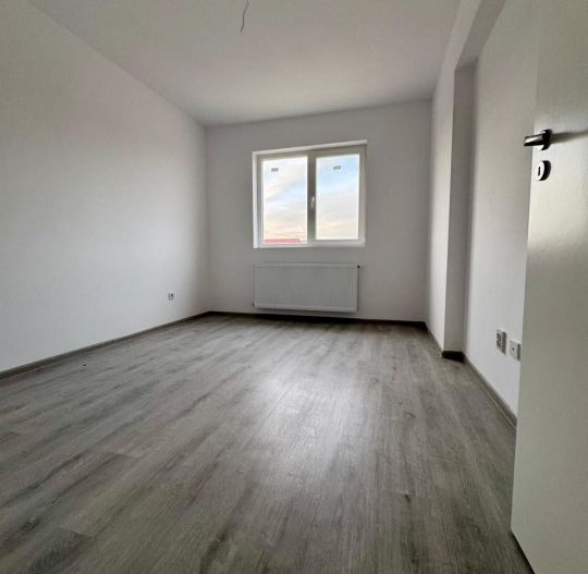 Ap. doua camere zona Militari Residence mutare imediata - Poză 1