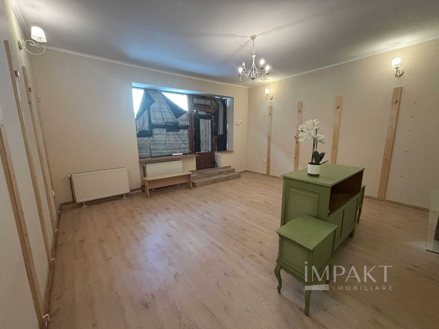 Spațiu de 60 mp, situat într-o locație ultracentrală - Poză 2