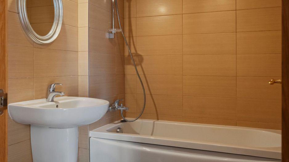 Apartament Otopeni CENTRAL 3 camere, 102m2,  Luminos si Primitor - Poză 14