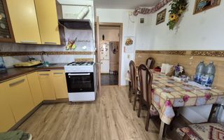 Apartament 3 camere, Decomandat, 69 mp, Zona Cetate - Poză 7