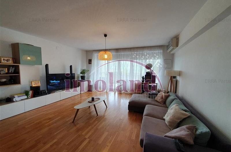 Inchiriere 3 camere cu terasa - Sisesti- ansamblul Green Lake - Poză 2