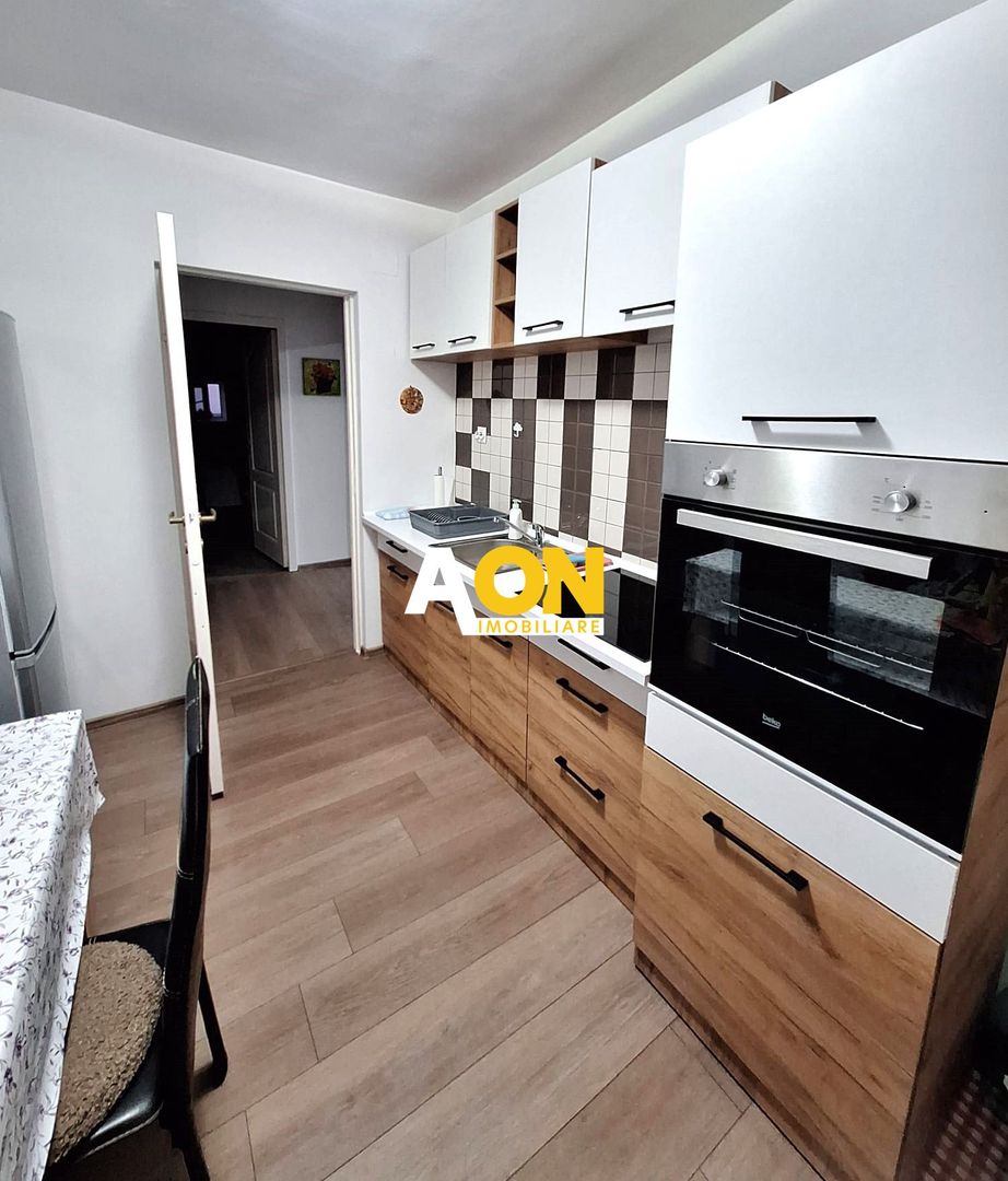 De vanzare casa 5 camere 350 mp teren zona Micesti - Poză 7