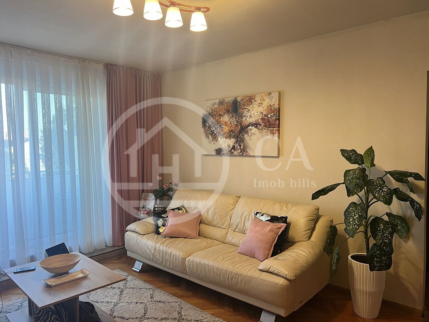 Apartament cu 3 camere de vanzare zona Cantemir, Oradea - Poză 2