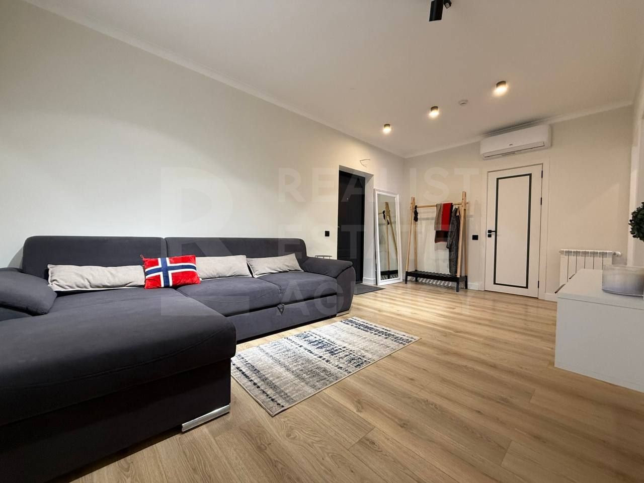 Chirie, apartament, 2 camere, strada Albişoara, Centru - Poză 5