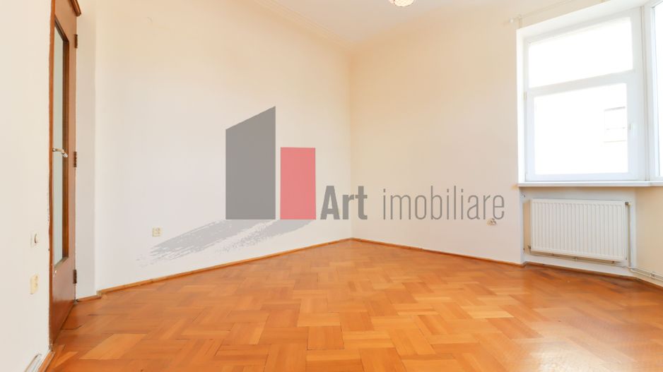 Apartamentul "DEKORA", bloc Art Deco, interior compartimentat de exceptie - Poză 15