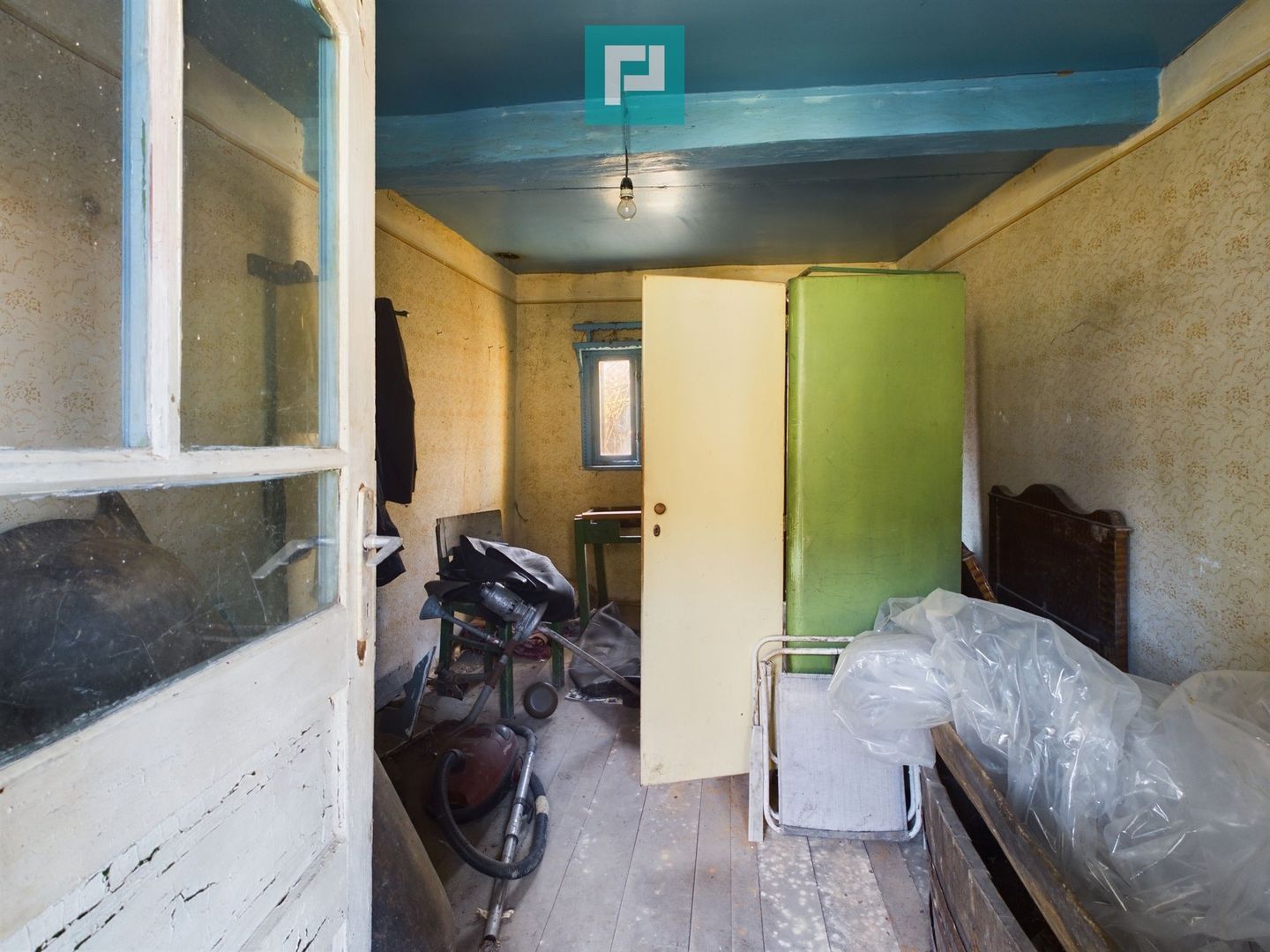 Casă de vacanță de vânzare în Tauț - Poză 6