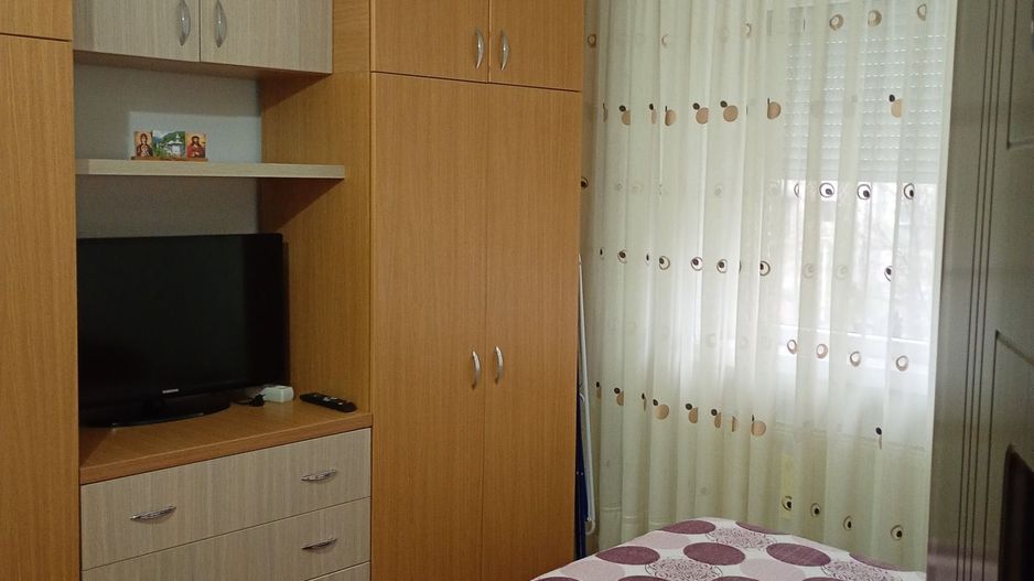 APARTAMENT DE INCHIRIAT CU 3 CAMERE, ZONA-CRAIOVITA NOUA - Poză 5