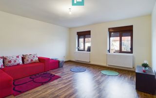 Casă cu 5 camere în Vladimirescu - Poză 4