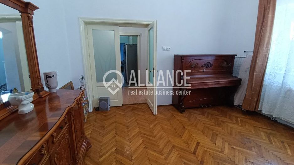 CENTRU SALA SPORTURILOR(COD03)- Casa interbelica si curte generoasa ! - Poză 20