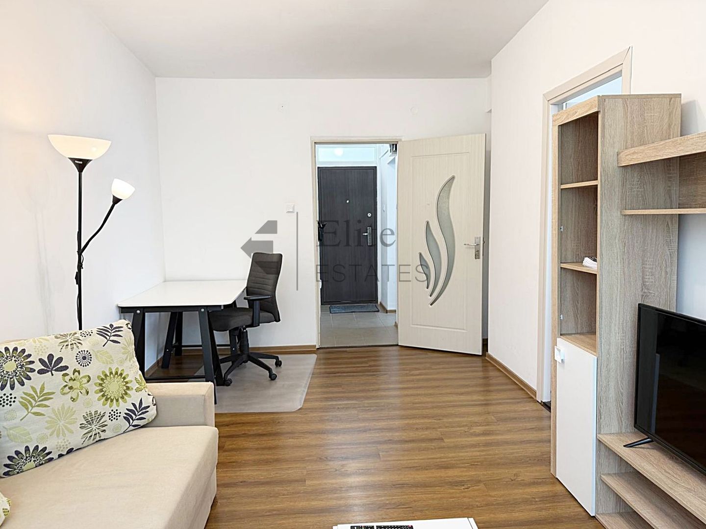 Apartament cu 2 camere ultracentral in Oradea - Poză 14