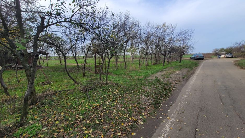 🗺️ Teren in Ronat cu toate utilitatile✨ - Poză 2