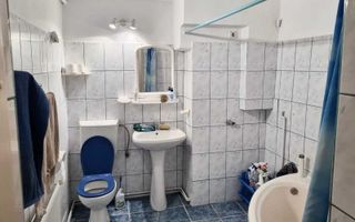 Apartament 3 camere în casă,  Ultracentral, cu grădină - Poză 5