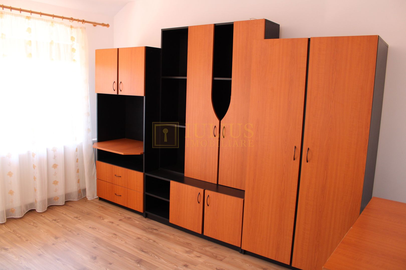 Casa in Duplex, zona Girocului, P+E+M, centrala proprie, garaj, 3 balcoane,3bai! - Poză 25