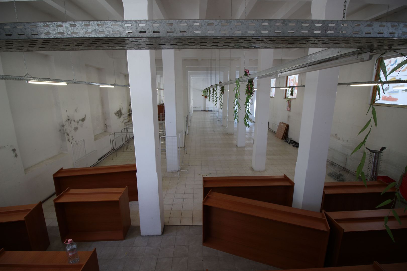 Spatiu comercial tip hala - zona semicentrala - Poză 9