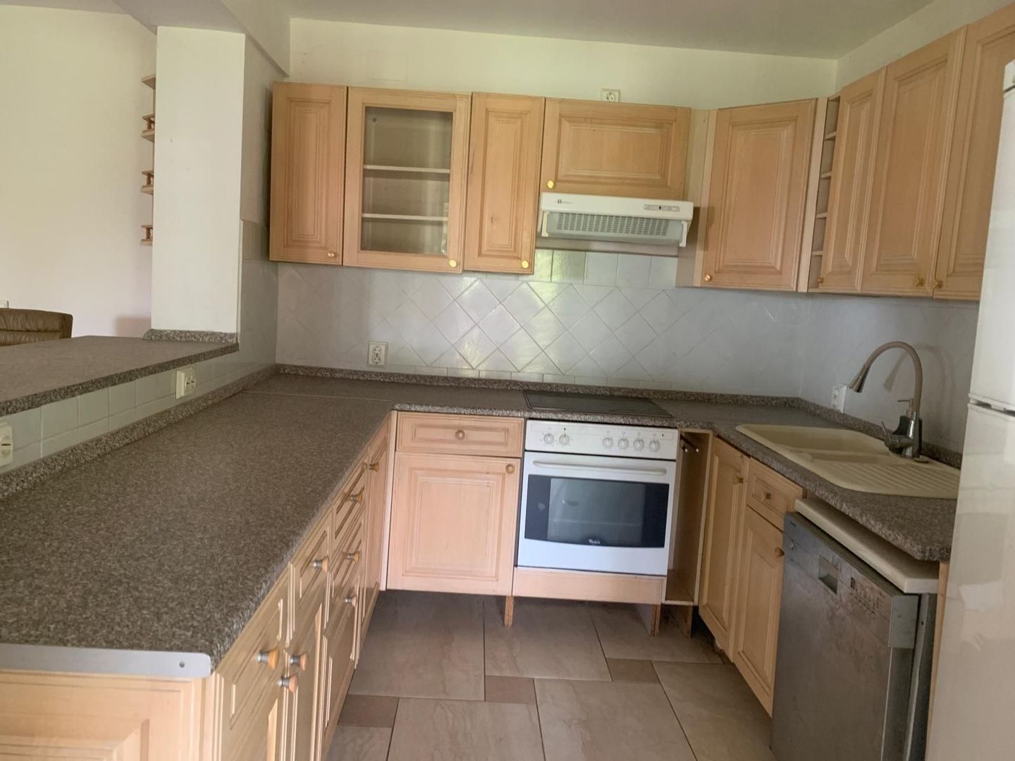 Duplex spațios, 200 mp utili, teren 700 mp, în vatra veche din Moșnița - Poză 11