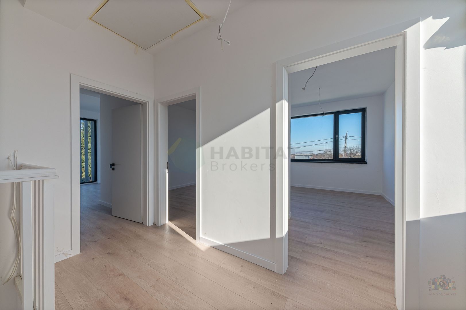 Casa Smart Tunari/ Panouri fotovoltaice/ Ventiloconvector/ Pompa caldura - Poză 8