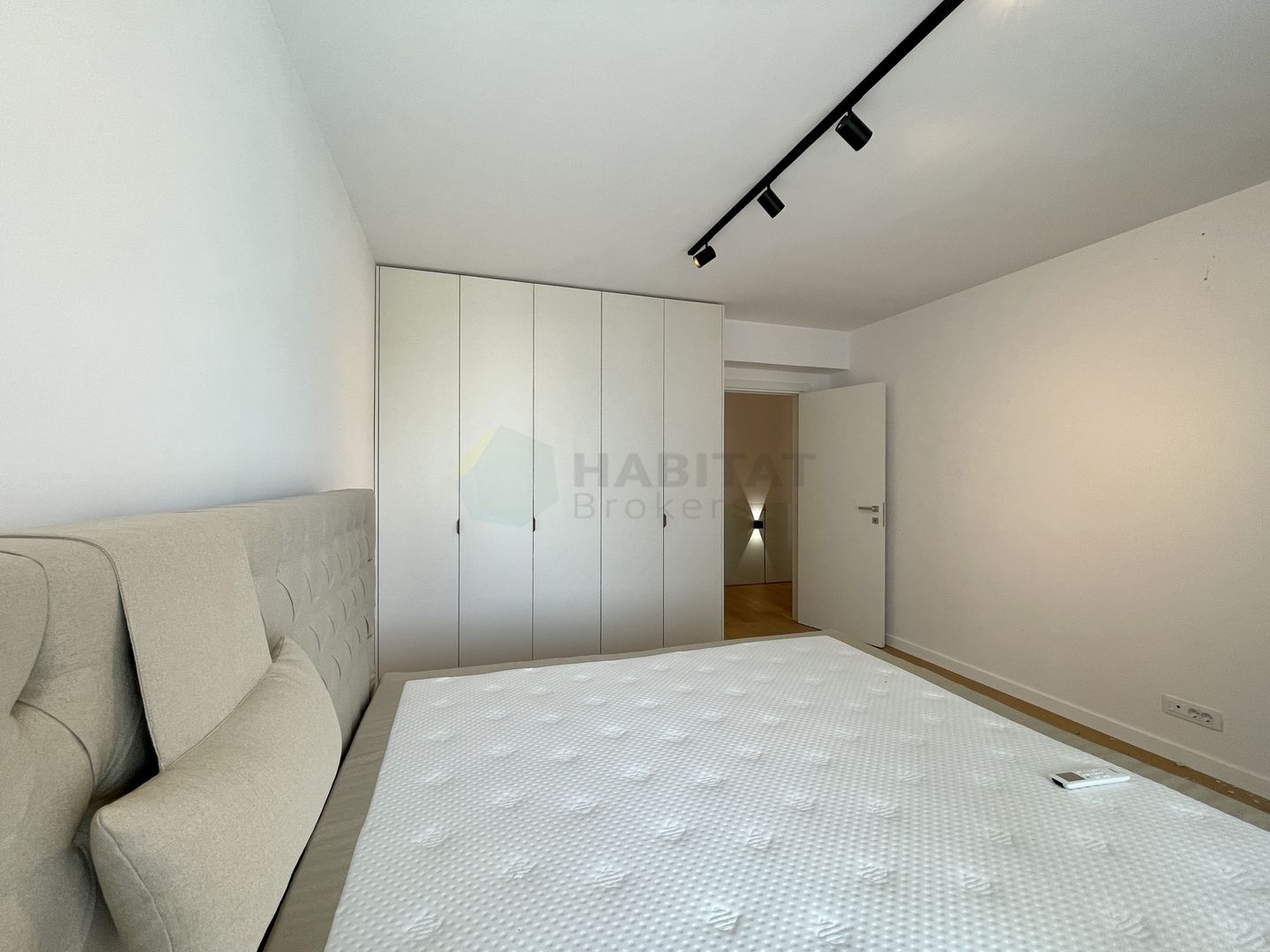 Vila urbana 3 camere | Tunari-Parc - Poză 6