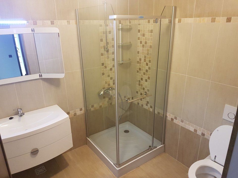 Închiriez apartament in vila - Poză 8