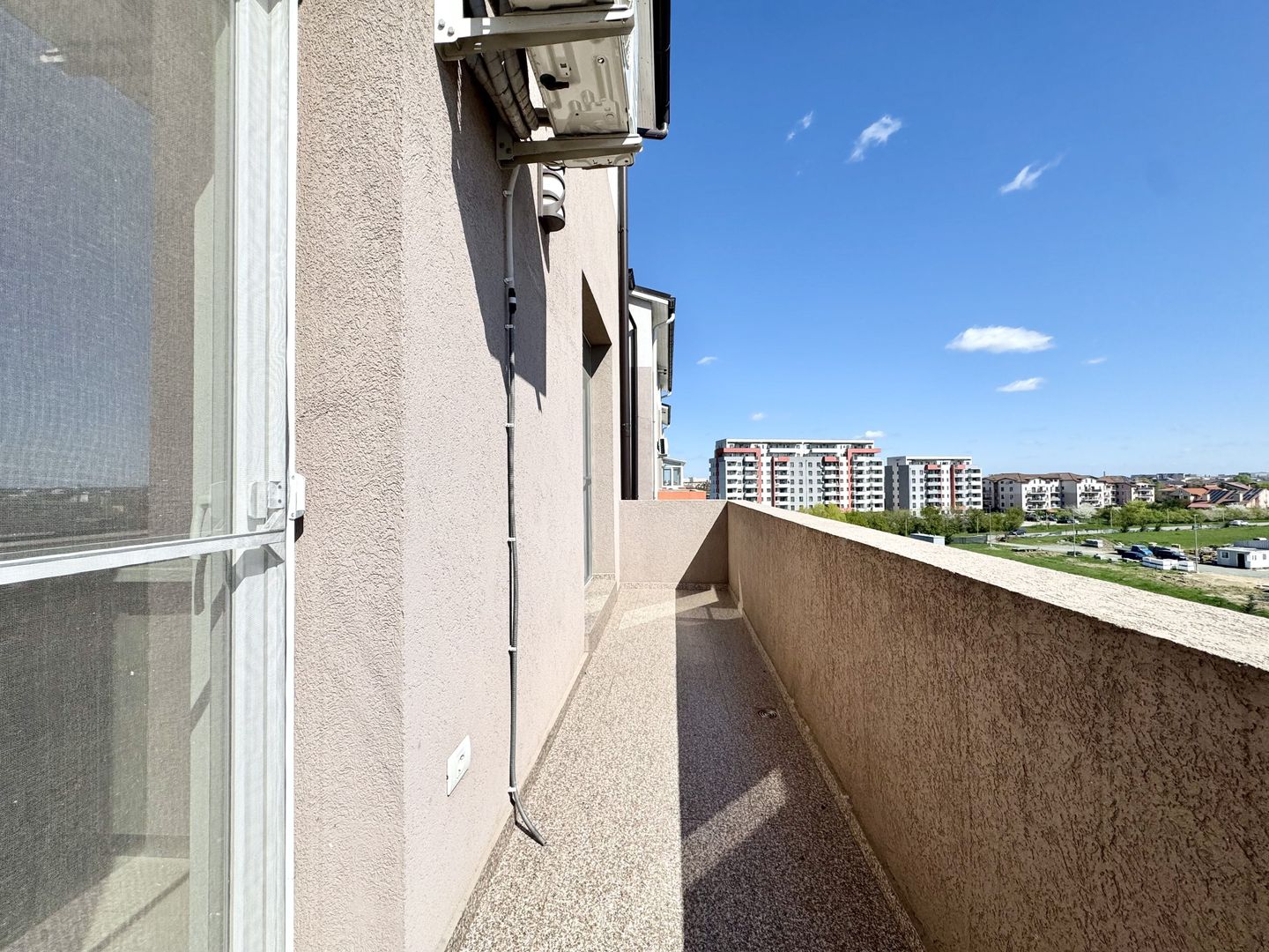 Apartament 2 camere Giroc zona Esso, bloc cu lift - Poză 25