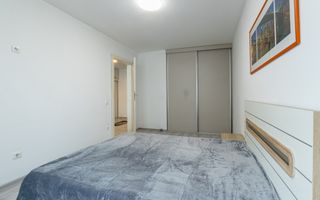 2 camere, Intre Lacuri str. Tarnavelor Zona Aurel Vlaicu, 18 GYM - Poză 4