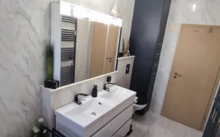 Apartament lux cu gradina proprie, Ferventia intre Lidl si padure. - Poză 18