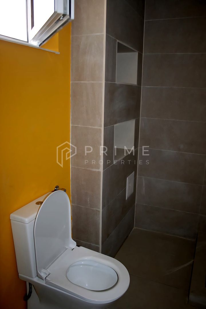 Casă tip duplex complet amenajată si mobilată | șemineu și garaj | - Poză 9