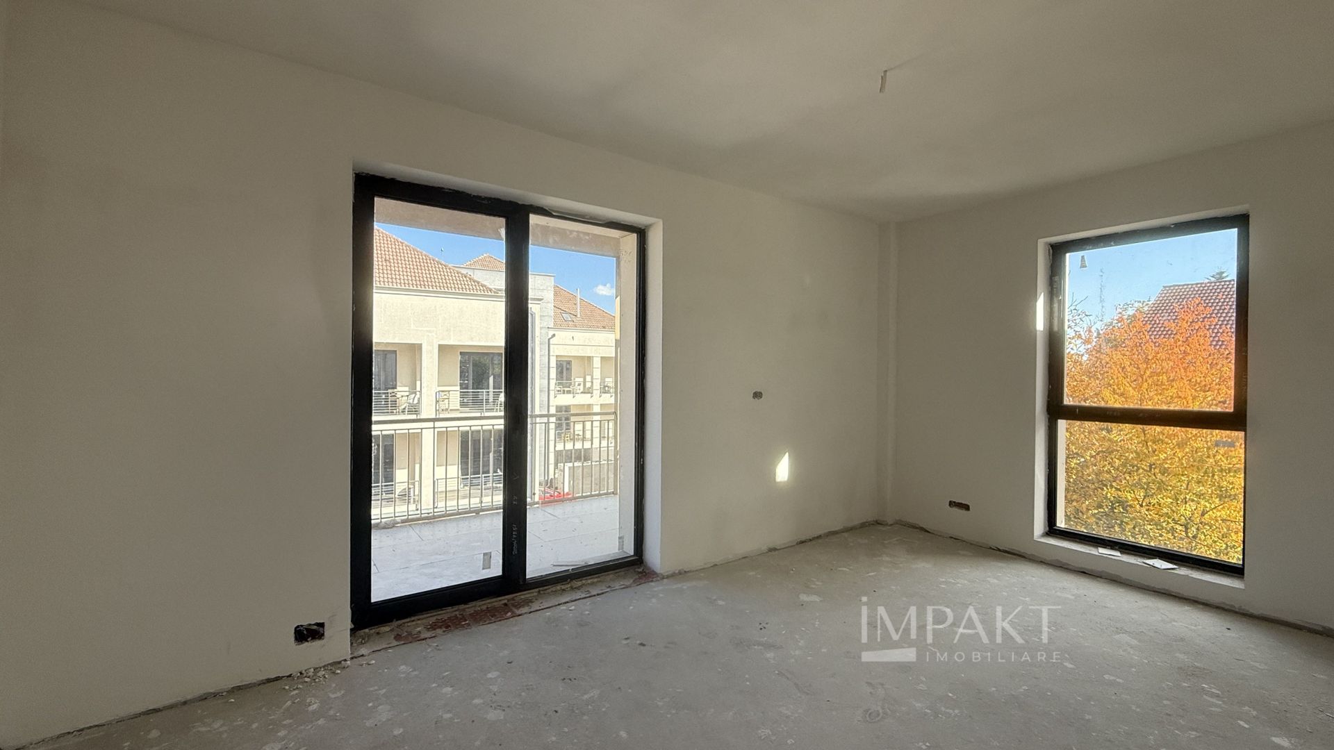 Apartament cu 3 camere 87 mp utili in zona centrala - Poză 1