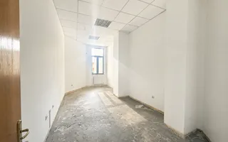 Spațiu de birouri zona centrala - langa primarie - Poză 17