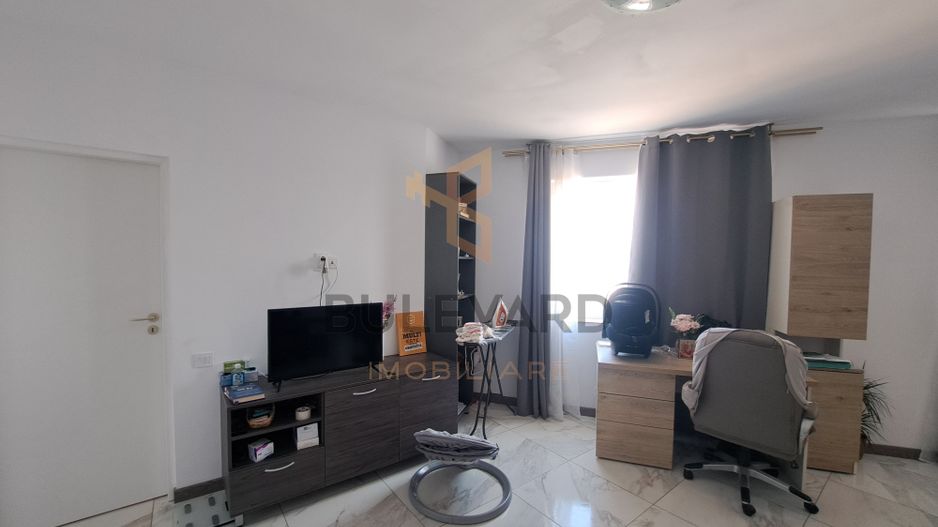 Apartament 3 camere,  parcare, zona Metro! - Poză 5