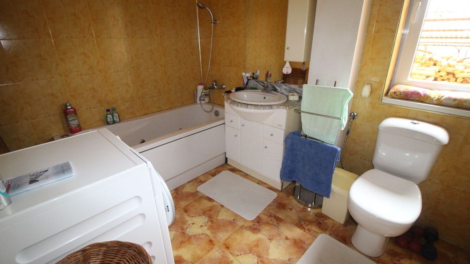 CASA CU MULTIPLE DESTINATII - Poză 11