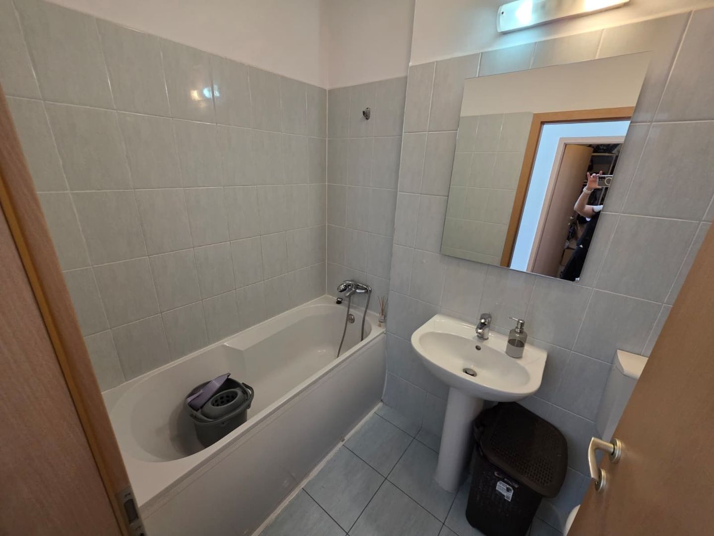 GARSONIERA RASARIT DE SOARE, BUCATARIE INCHISA, METROU, COMISION 0% - Poză 6