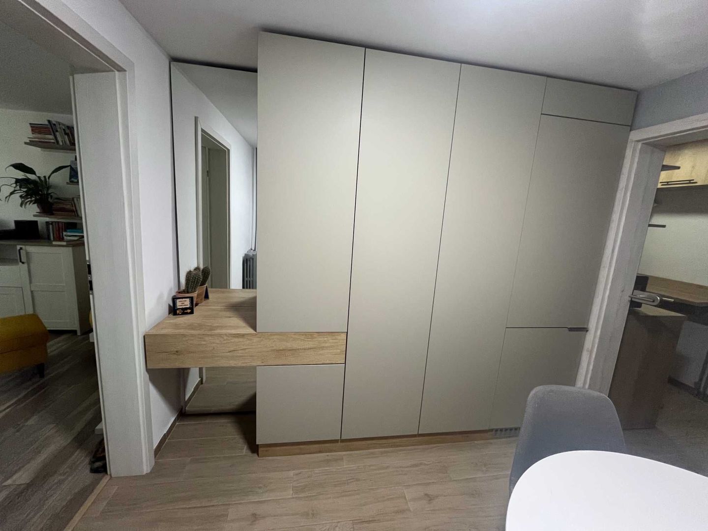 De vânzare- Apartament complet renovat Lujerului - Poză 3