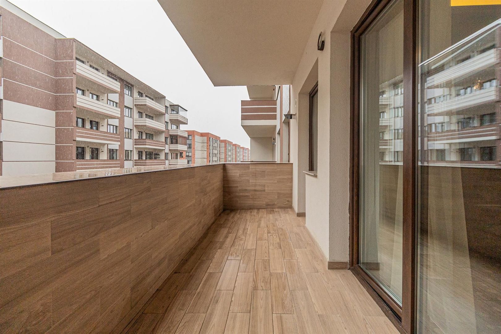 Apartament 2 camere | 2 bai | LUX | Parcare | Tractorul - Poză 9