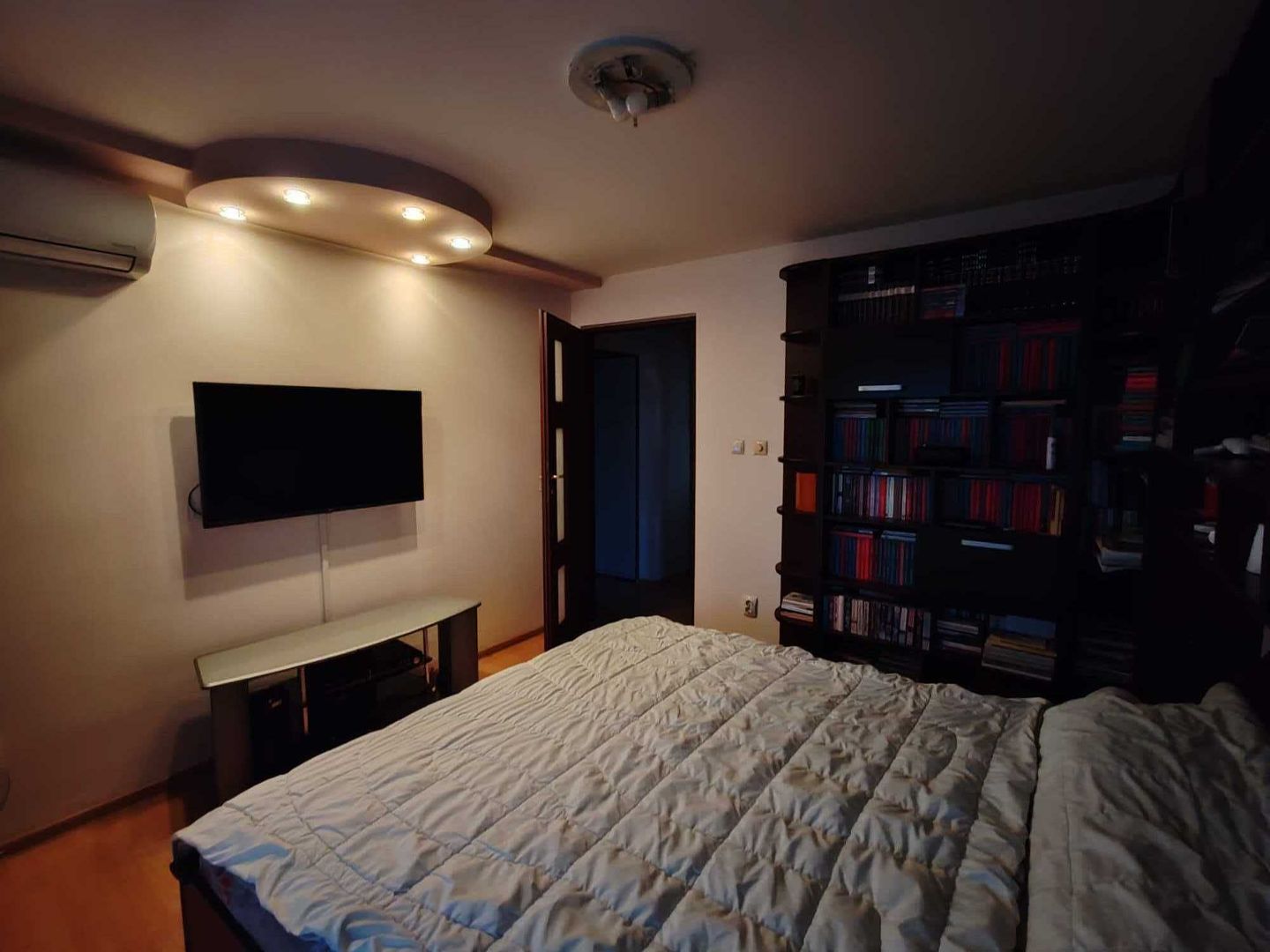 Apartament 4 camere, decomandat,  Micro 20 - COMISION 0% PENTRU CUMPĂRĂTOR! - Poză 33