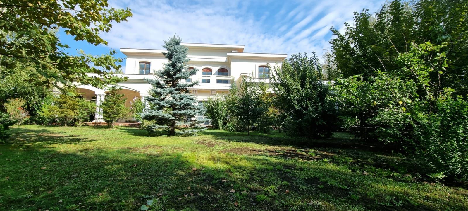 Spațiu. Lumină. Impact. Vilă unică în Prelungirea Ghencea - Poză 17