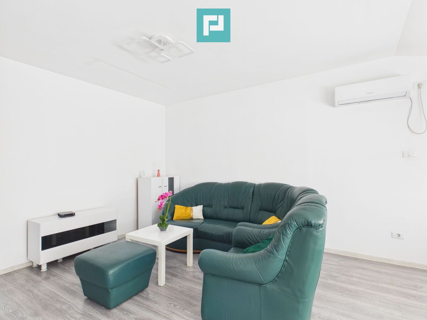 Apartament modern cu 2 camere în Alfa - Poză 1