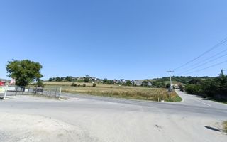 Teren dezvoltare industriala, hala, showroom cu access din Dn14 - Poză 3