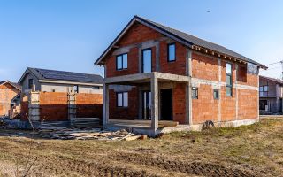 Casă spațioasă în cartier rezidențial în expansiune – Tisa Nouă, Arad - Poză 4