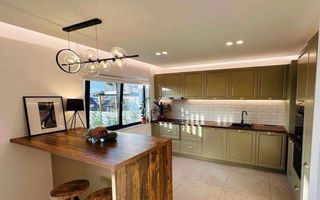 Casă individuala cu piscină si priveliste panoramica, zona Dezmir - Poză 11