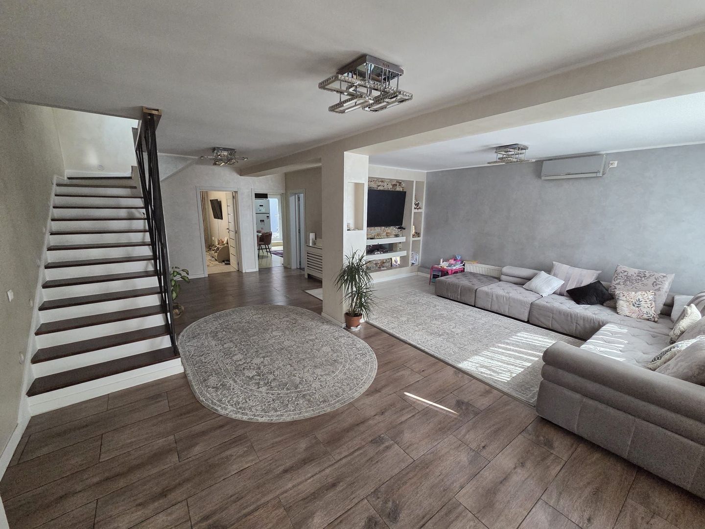 Vila de inchiriat | Voluntari- Pipera| rezidential sau educational - Poză 1