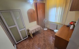 Casa de vanzare 2 apartamente separate garaj si curte zona piata Cluj - Poză 8
