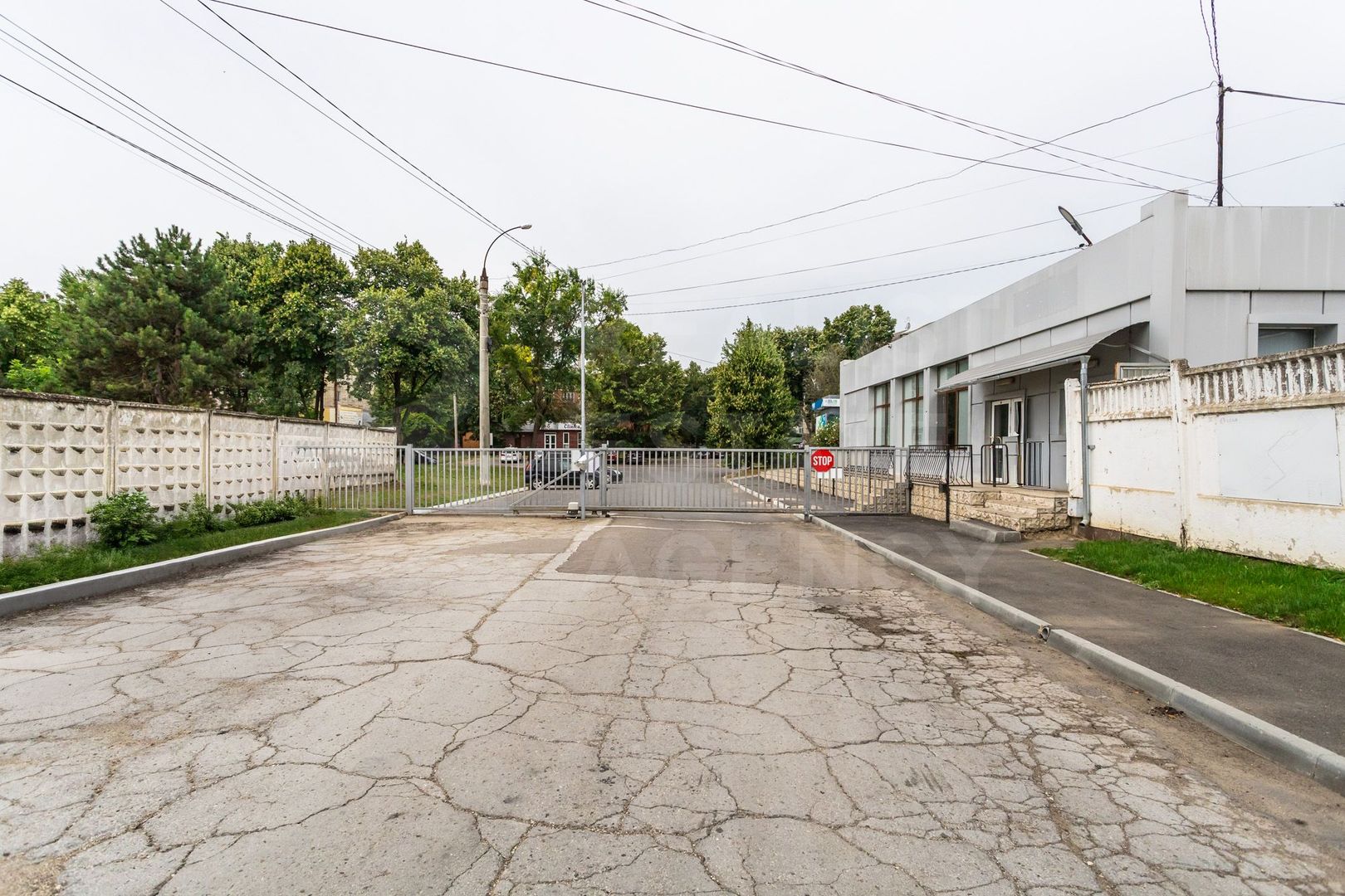 Vânzare complex industrial / depozit în ZEL Ungheni - Poză 33