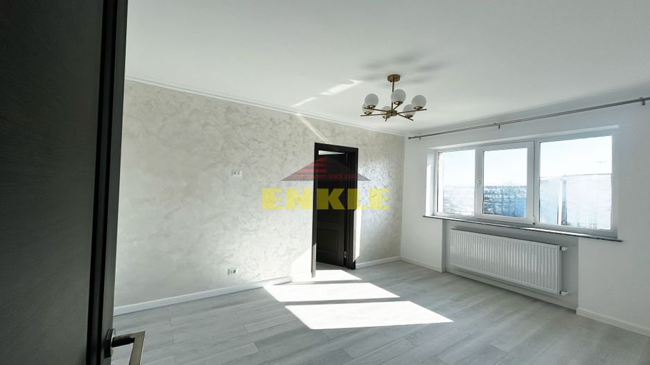 De vanzare apartament 2 camere, zona Est Clinic. - Poză 1