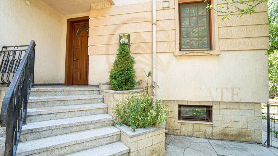 Ultracentral - Ideal clinica, gradinita, birouri, afaceri premium! - Poză 2