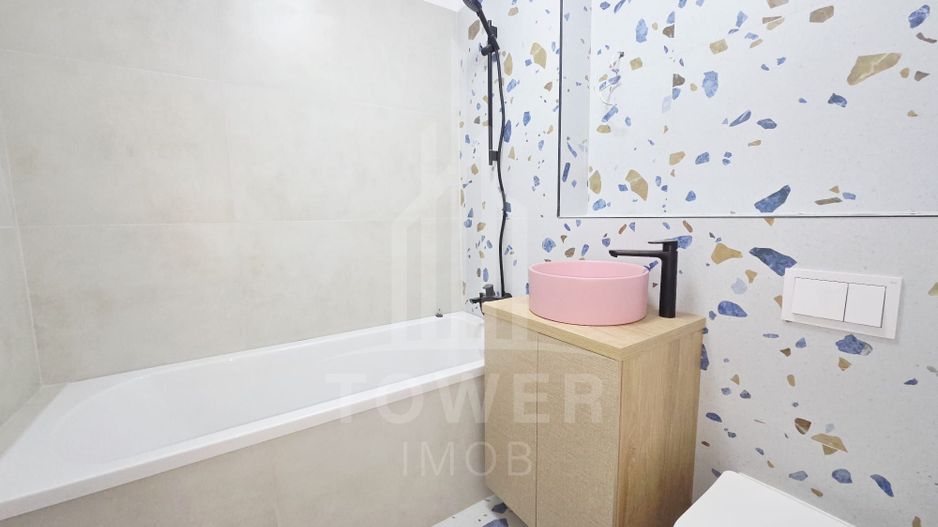 Apartament 4 camere  supwr lux de închiriat - Poză 18