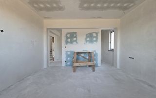 Casa in regim P+1ER de vanzare in Baltoesti - Poză 17