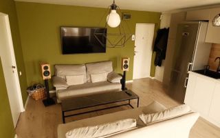 Apartament cu 2 camere, parcare subterană, zona Eroilor. - Poză 2
